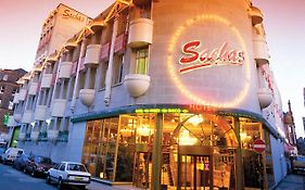 Sachas Hotel